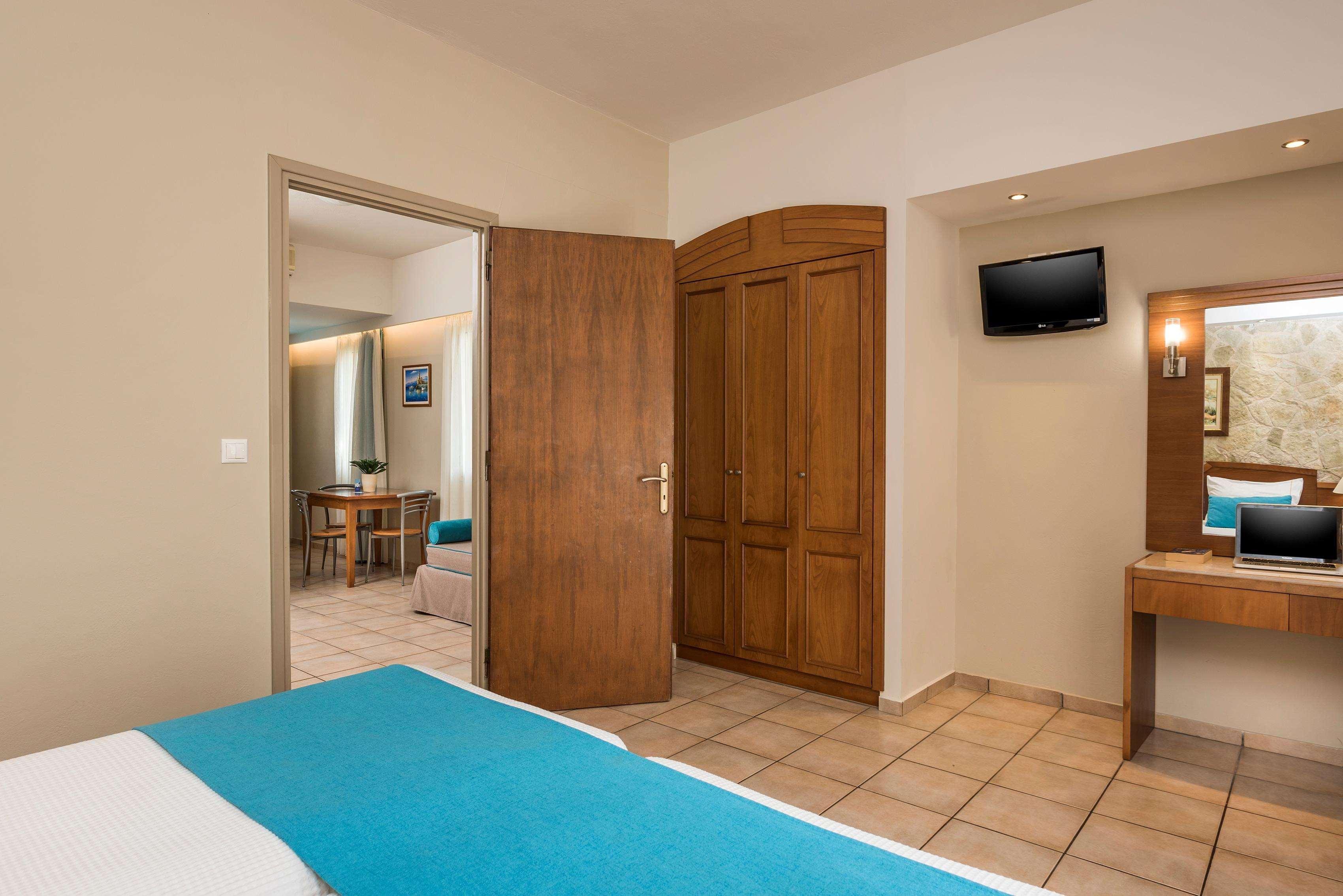 Elotis Suites (Adults Only) Agia Marina  Luaran gambar