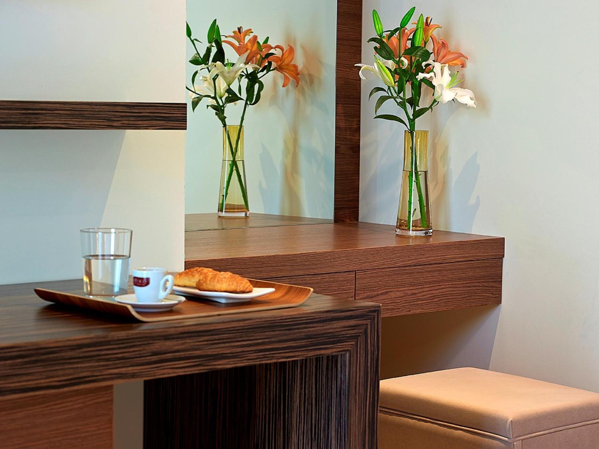 Elotis Suites (Adults Only) Agia Marina  Bilik gambar