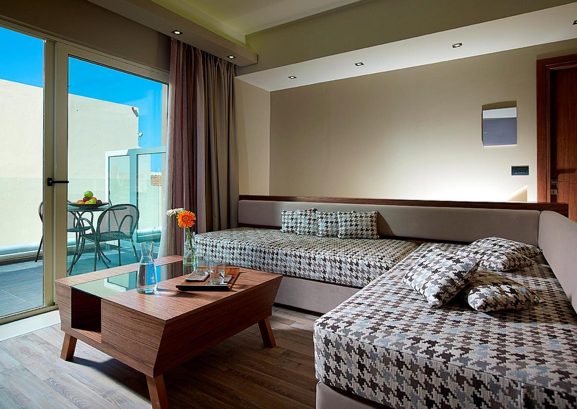 Elotis Suites (Adults Only) Agia Marina  Bilik gambar